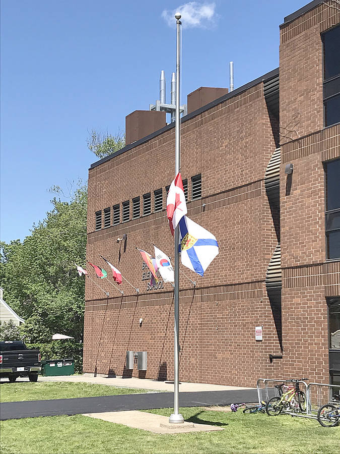 <p>KEVIN MCBAIN, PHOTO</p><p>Flags were lowered at South Shore Regional Centre for Education schools for 215 hours or nine days in honour of the 215 unidentified students. Shown here: Bridgewater Elementary School.</p>