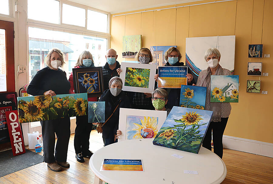 <p>SHARON WADSWORTH-SMITH, PHOTO</p><p>Some of the initial artists participating in the Artists for Ukraine initiative: top row, from left to right: Sally Hutchinson, Nancy Unsworth, Ted Wilson, Sue Rosson, Sharon Fox Cranston, Jan Pattison; front row from left to right: Janet Rimmington, Deborah Pryce. Participating artists missing from the photo include: Kathryn Price, Lezlie Morgan, Colleen Galloway, Jayne Campbell and Sharon Wadsworth-Smith.</p>